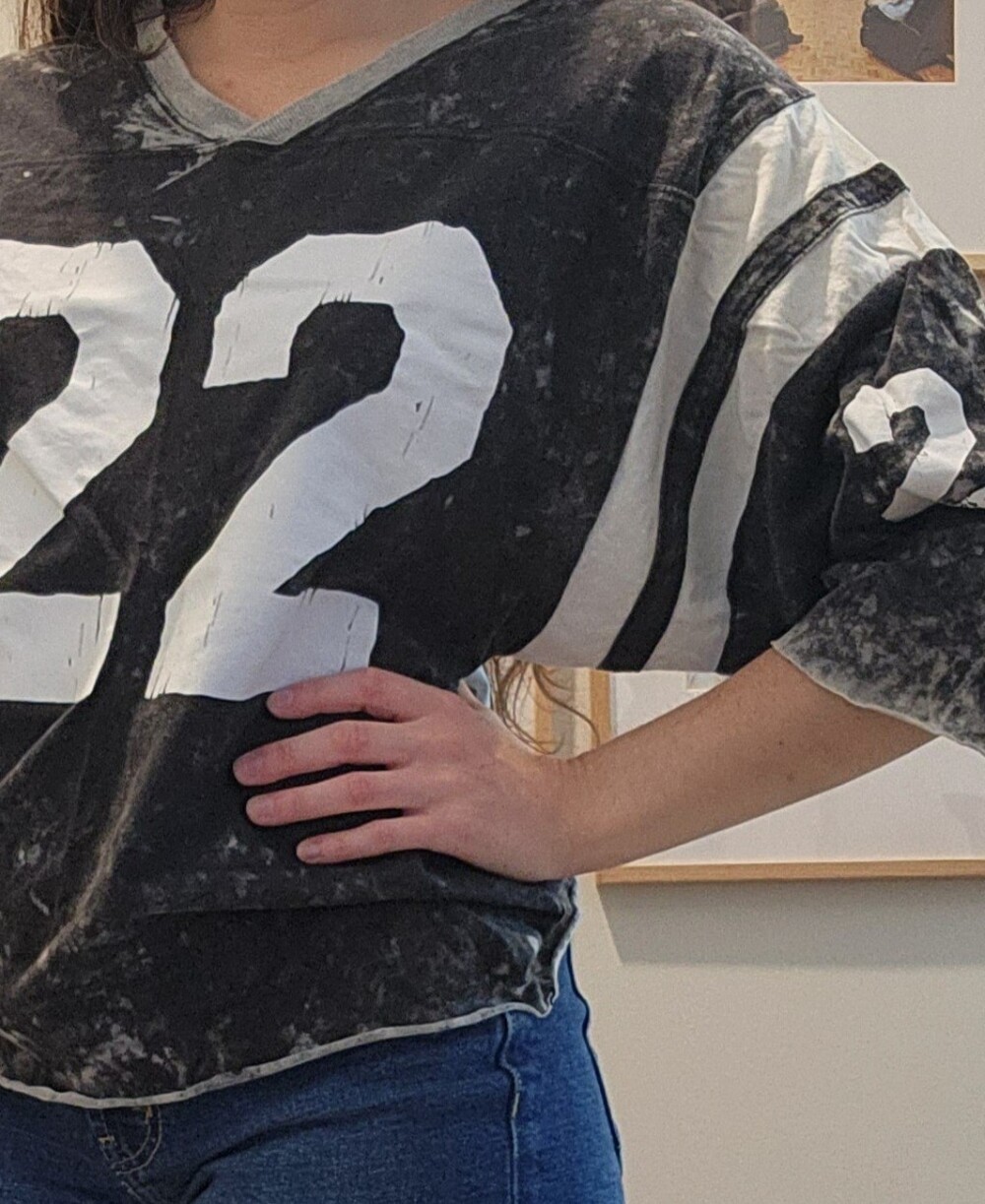 90s Grunge Acid Washed Black Graphic Jersey Style Cotton Tee with White '22' - Picture 3 of 8